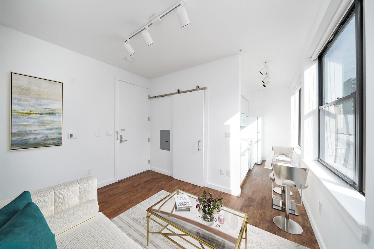 Moxie @ JSQ - Photo 5 of 50