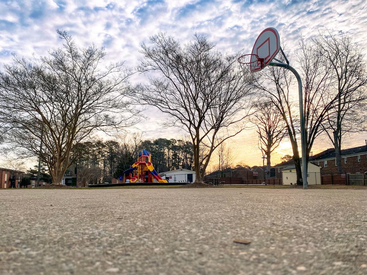 Autumn Lakes Apartments - Photo 5 of 39