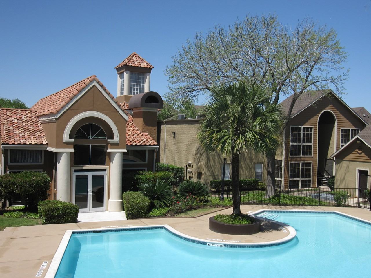 Boca Springs Apartments - Photo 7 of 38