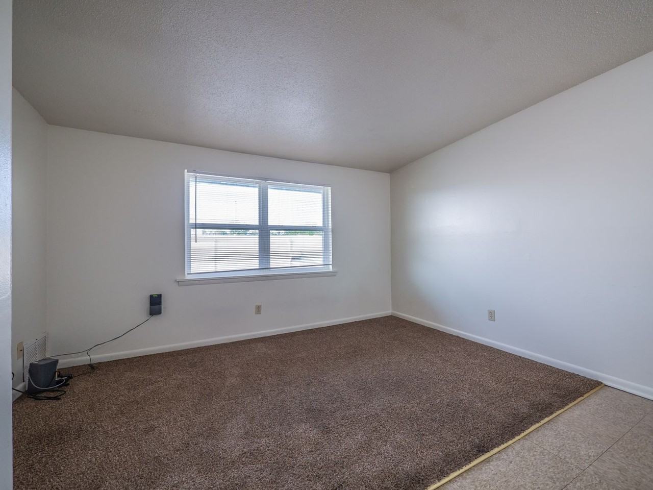 Campus View Apartments - Photo 5 of 10