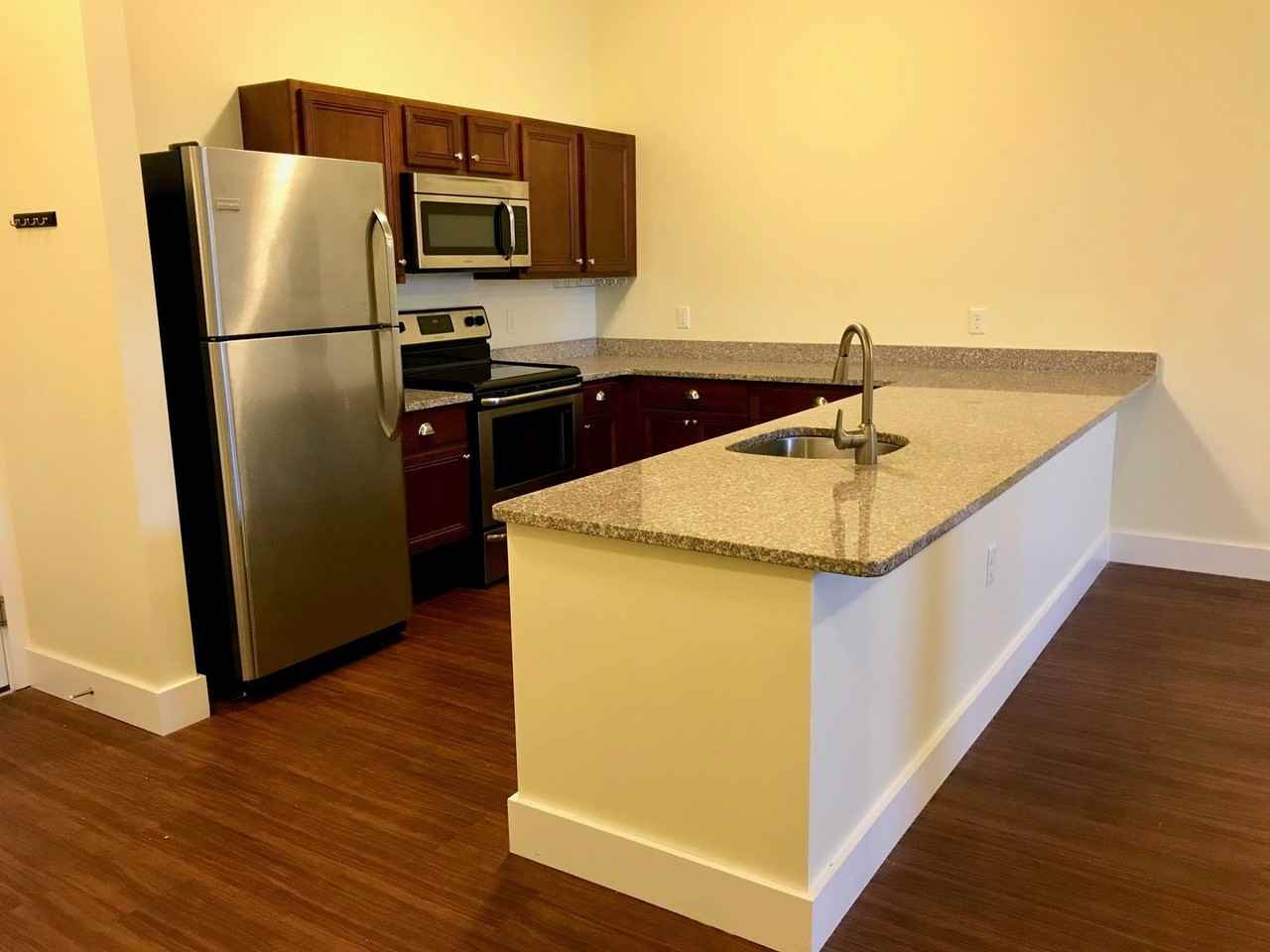 The Metropolitan Lofts - Photo 5 of 18