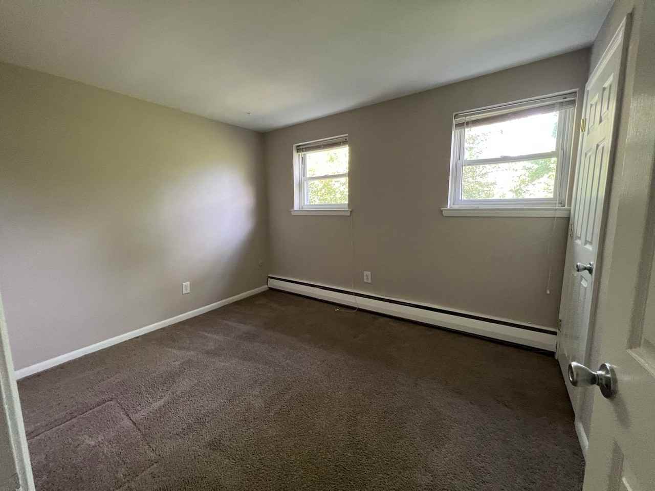 2201 West Chester Pike Apartments - Photo 4 of 7