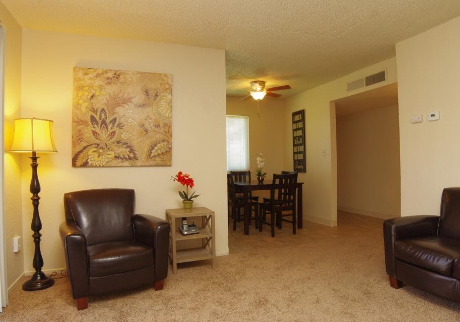 845-Windmere Apartments - Photo 5 of 19