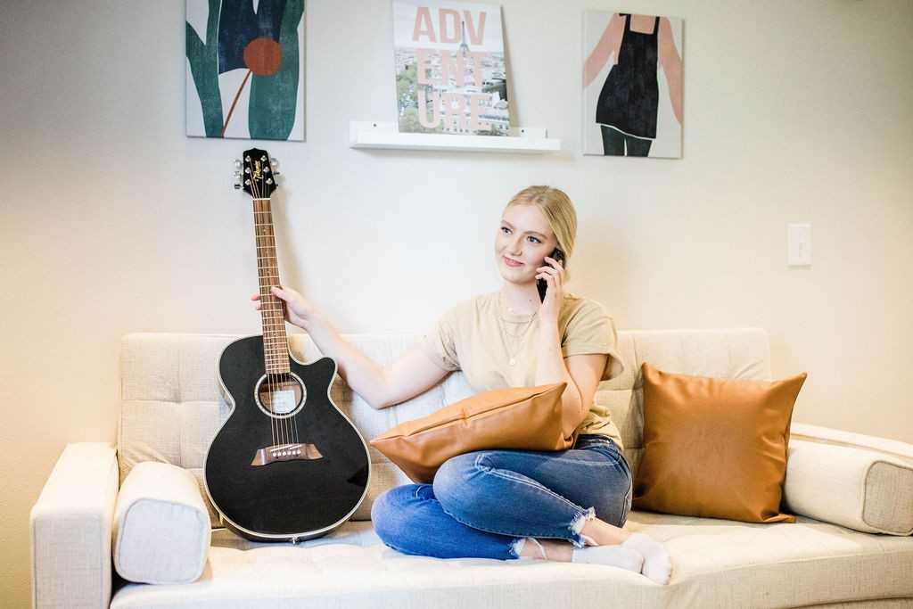 Furnished Apartments with flexible lease terms and unbeatable building amenities. - Photo 2 of 44