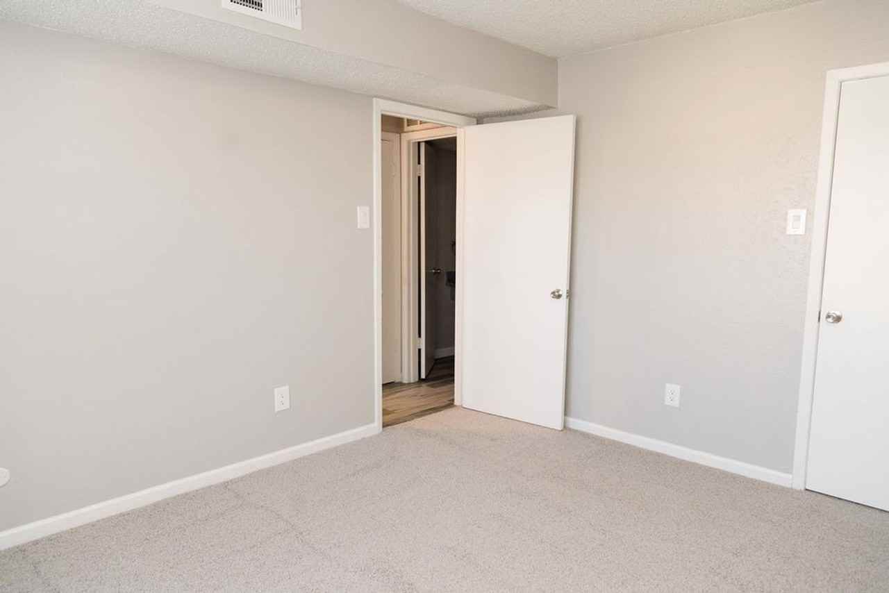 Park Plaza - Photo 3 of 4