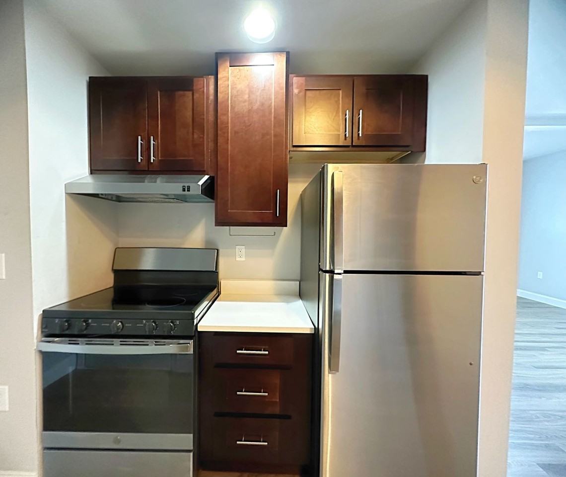 200 5th - Photo 3 of 34