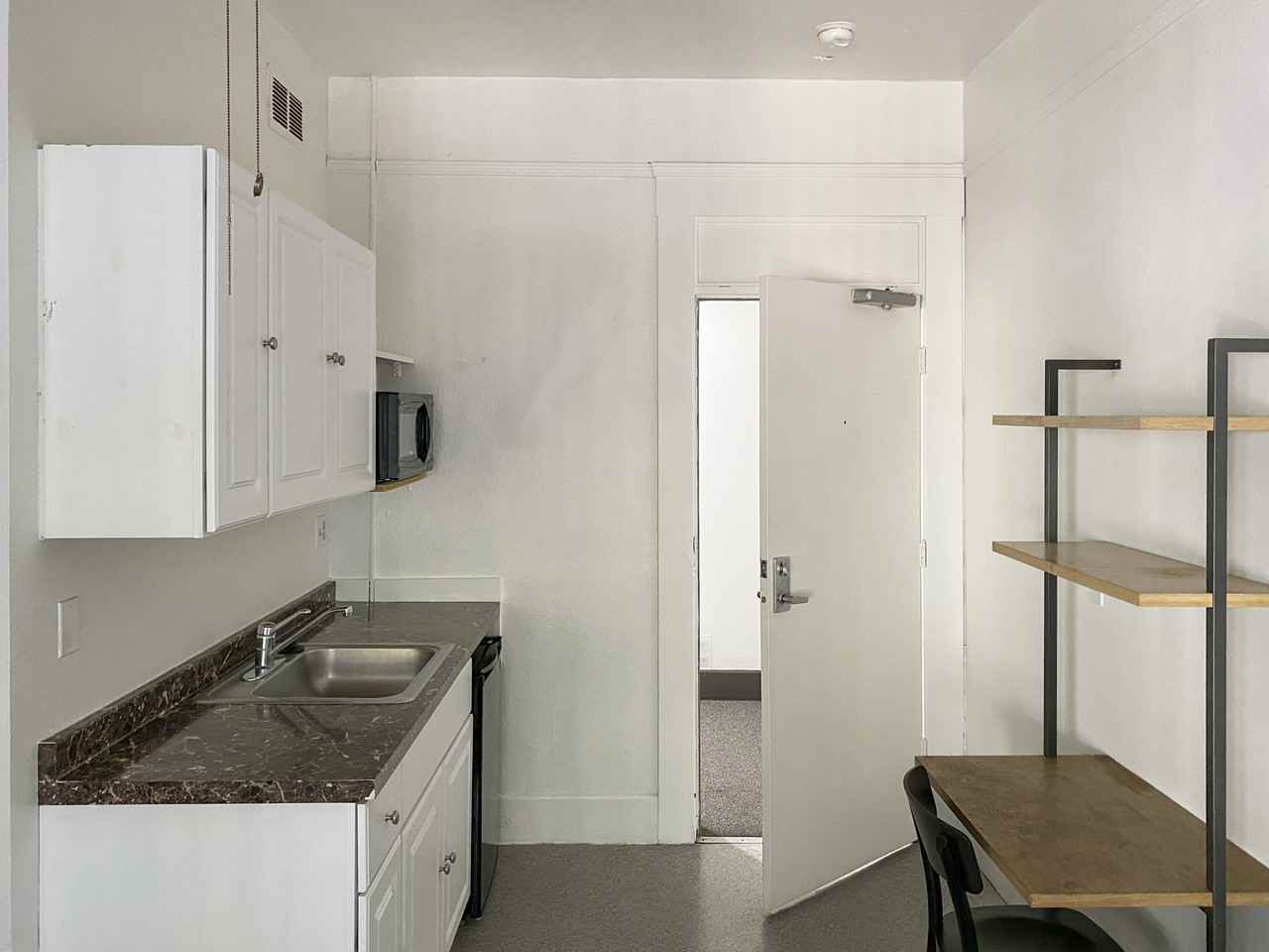 Paris Hotel – Residential - Photo 3 of 4