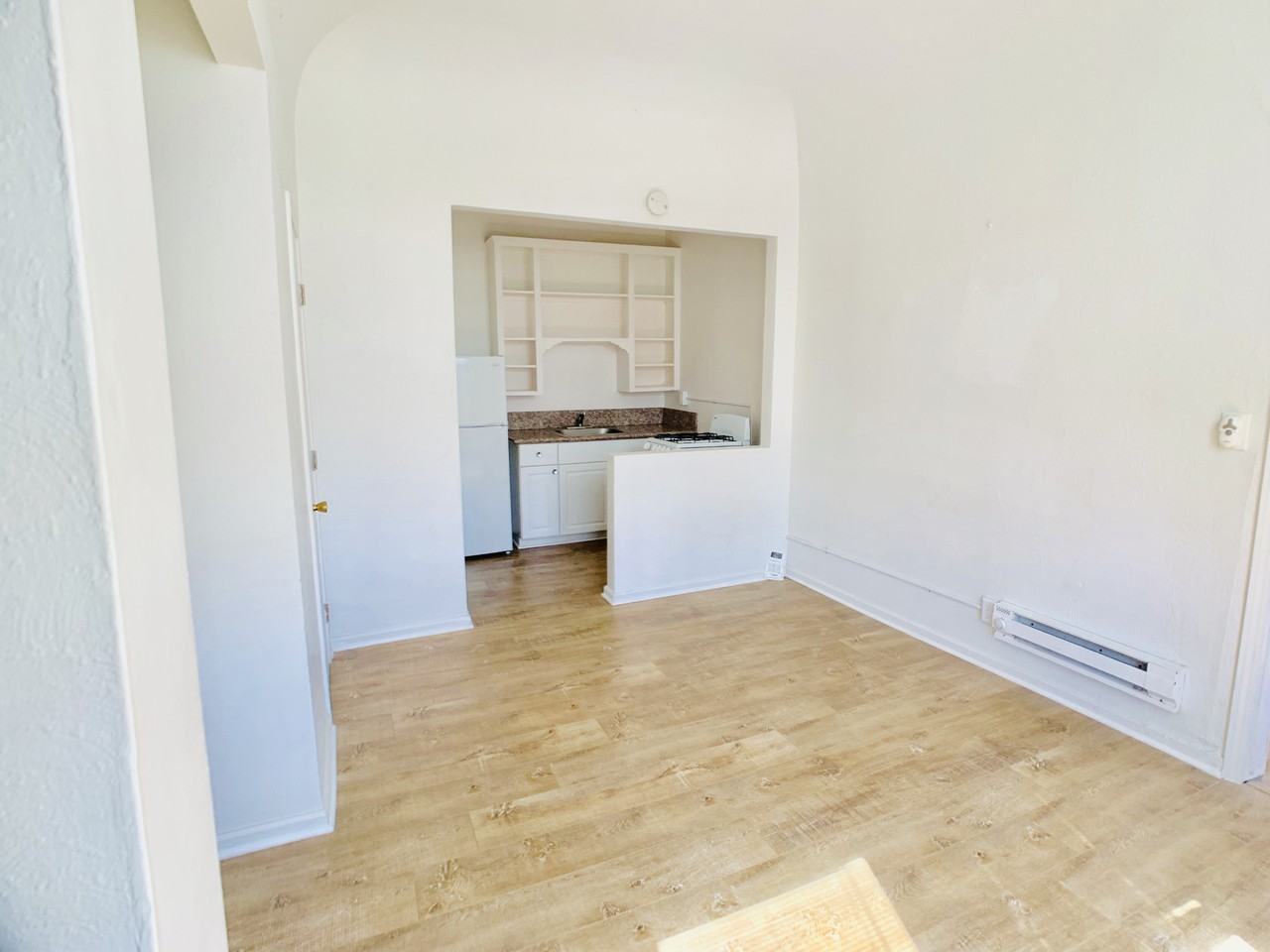 854 Tenth Avenue Apartments - Photo 4 of 7