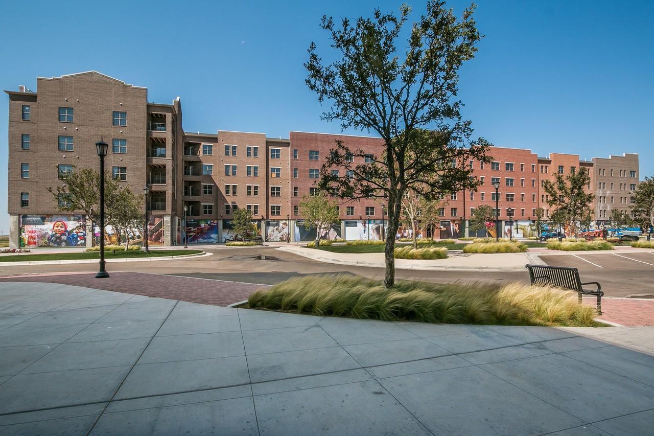 Residences at Town Square - Photo 3 of 50