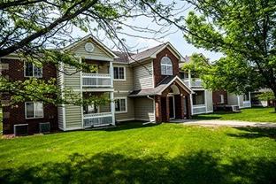 Crown Pointe Apartments - Photo 1 of 1