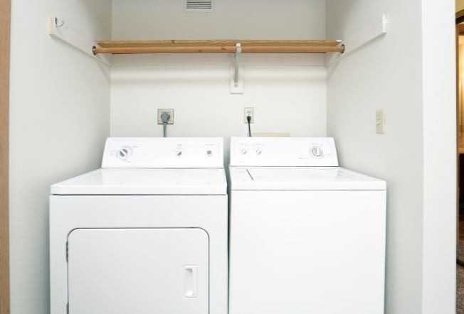 Westbrooke Apartments - Photo 5 of 30