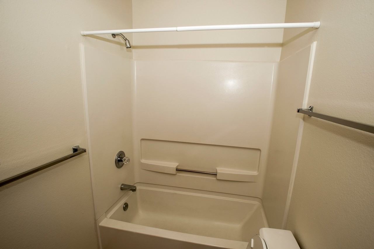 Westbrooke Apartments - Photo 5 of 27