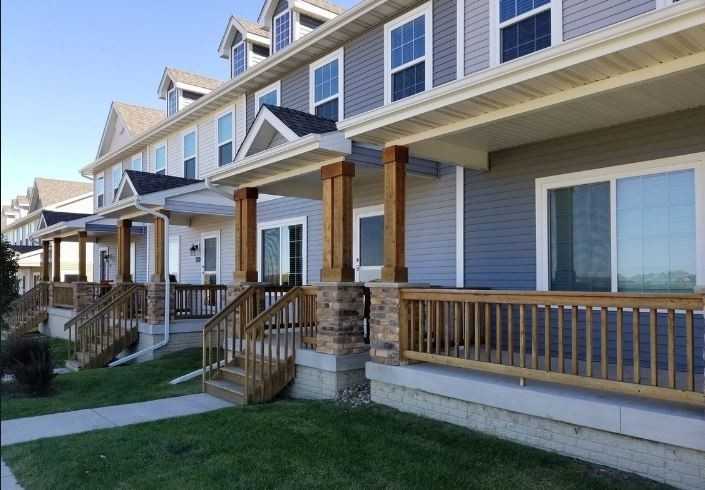 Greenway Square Townhomes - Photo 2 of 47