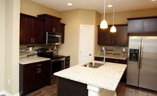 Greenway Square Townhomes - Photo 4 of 47