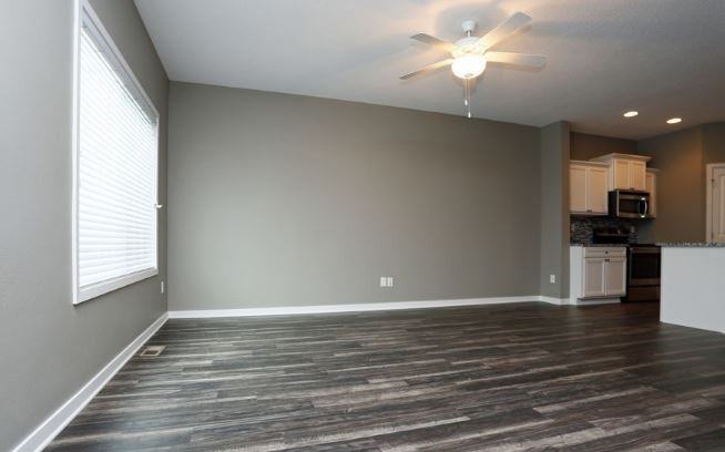 Greenway Square Townhomes - Photo 6 of 47