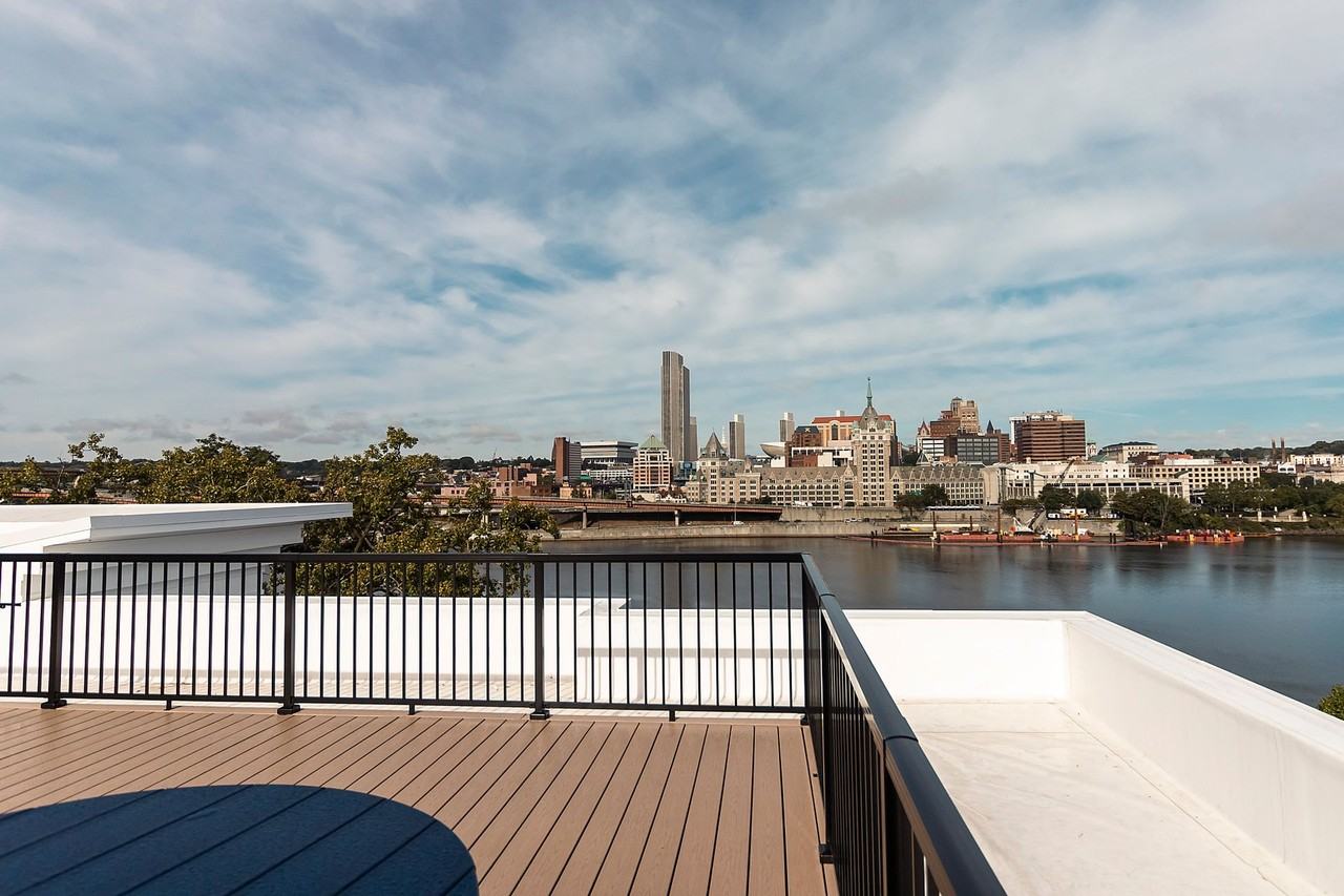 DeLaet's Landing - Photo 4 of 23