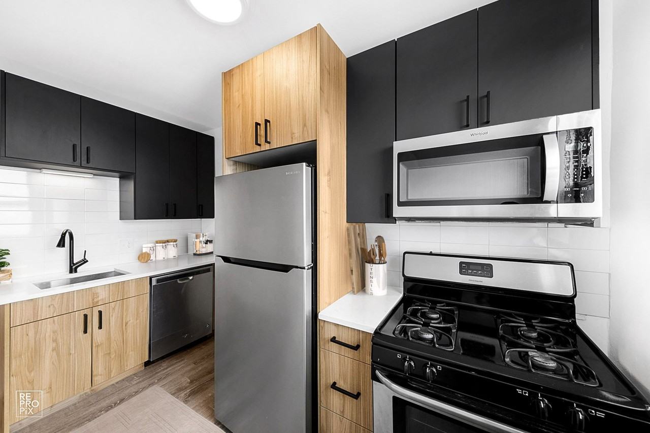 Granville Apartments - Photo 4 of 50