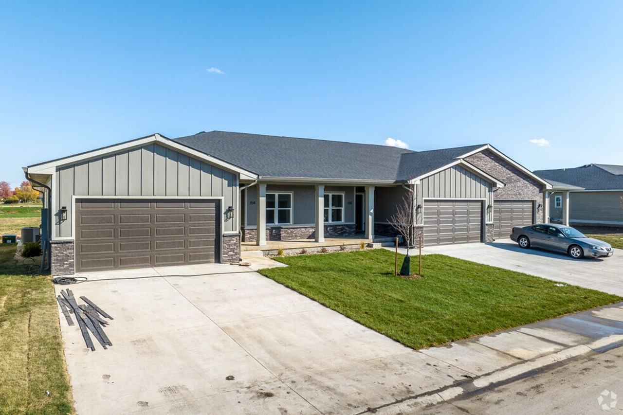 105 S. Marigold Ave. - Photo 2 of 50