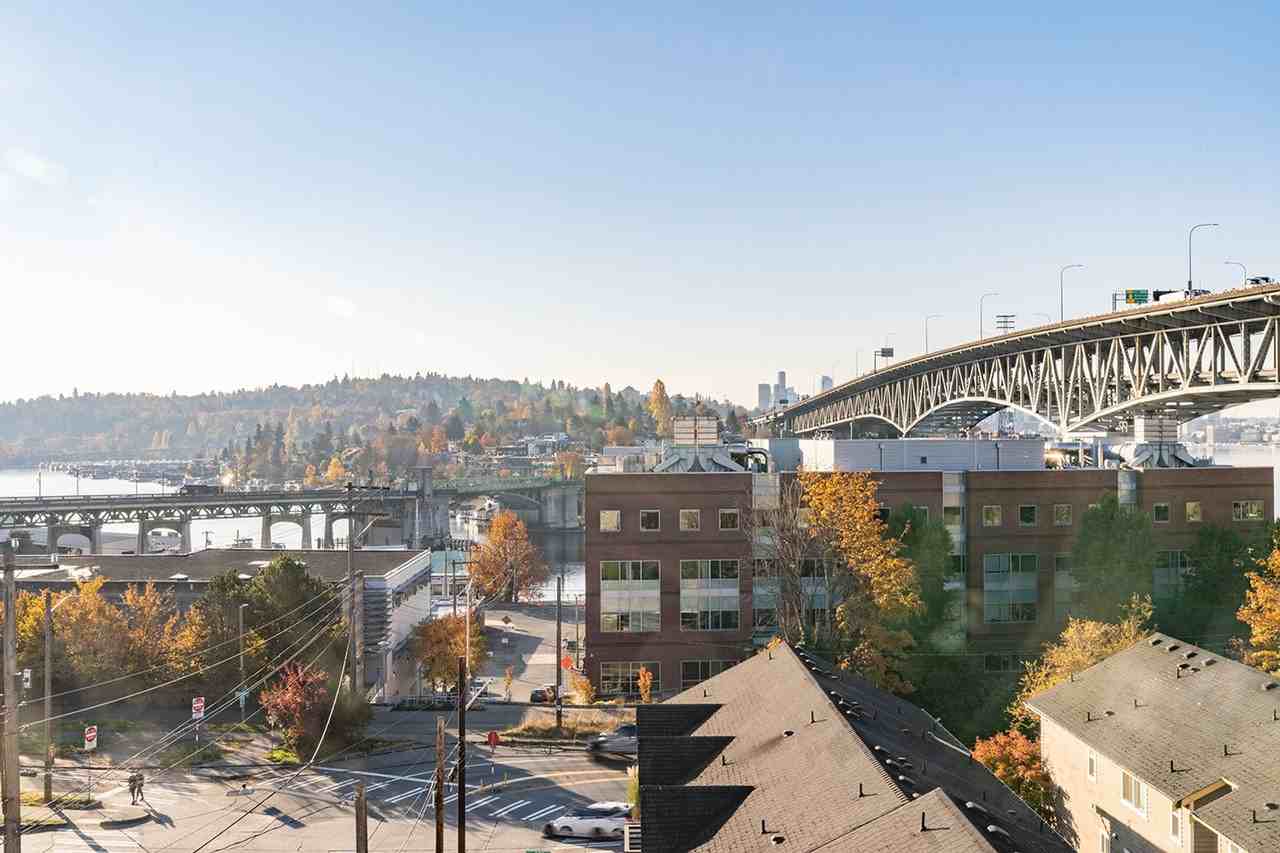 Portage Bay Flats - Photo 4 of 22