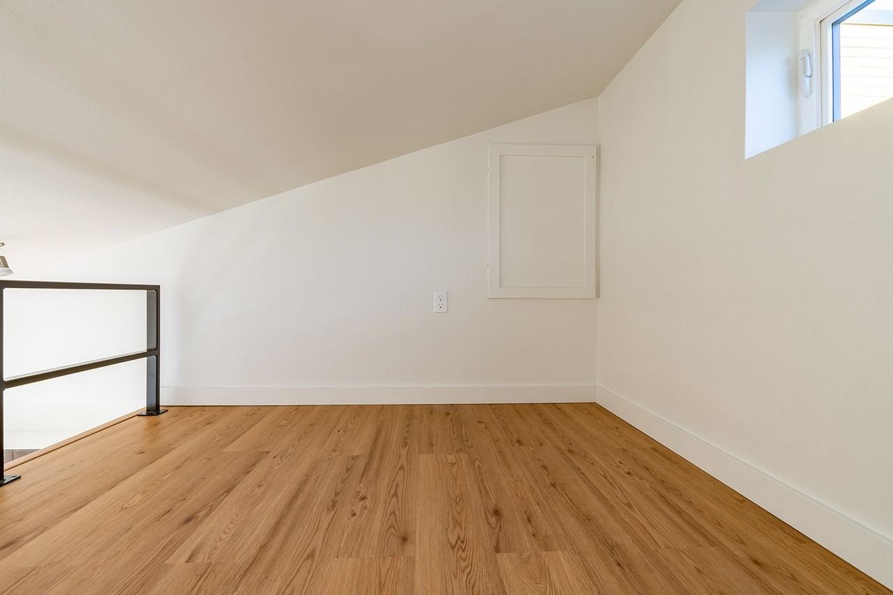 Portage Bay Flats - Photo 5 of 22