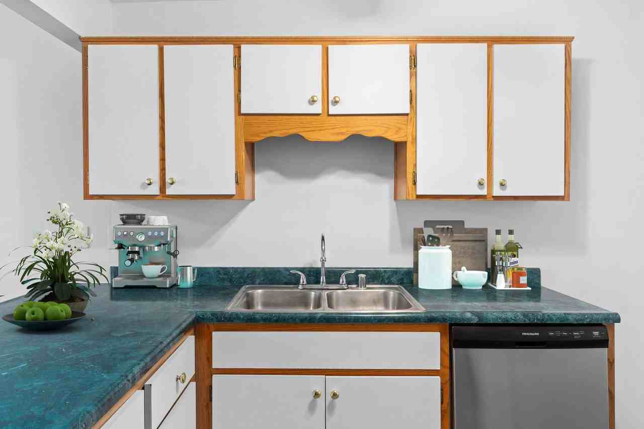Lakeview Garden Apartments - Photo 3 of 16