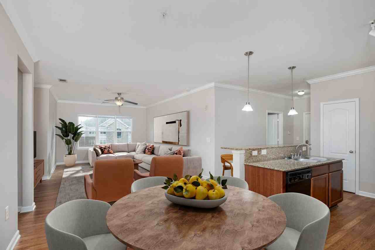 Liberty Pointe Luxury Apartments - Photo 7 of 50