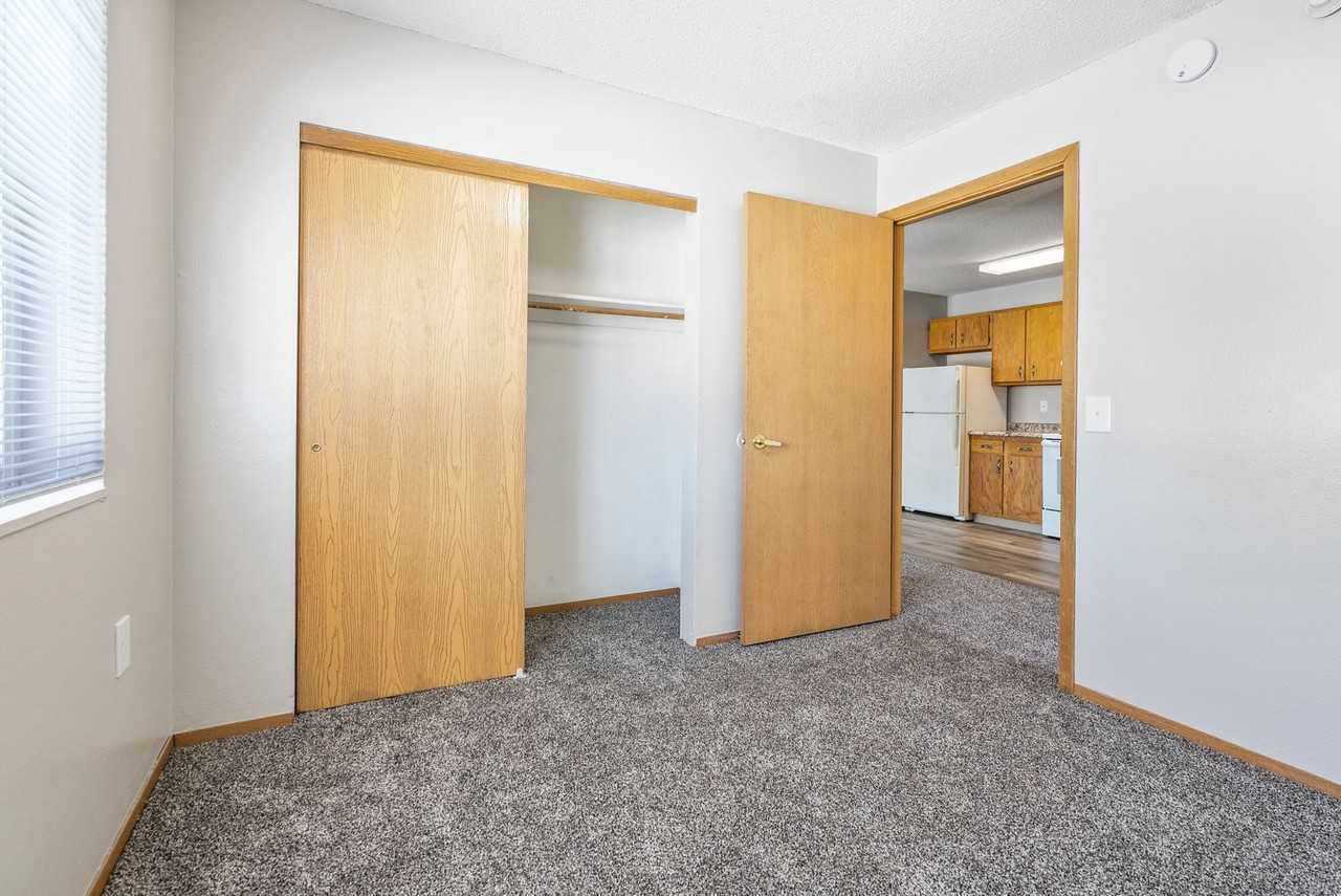 Rolling Meadows Apartments - Photo 4 of 50