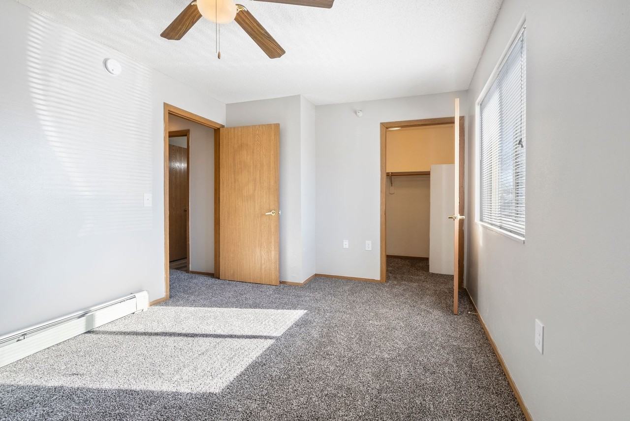 Rolling Meadows Apartments - Photo 5 of 50