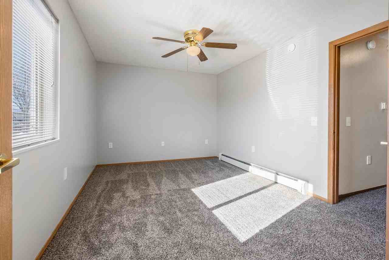 Rolling Meadows Apartments - Photo 6 of 50