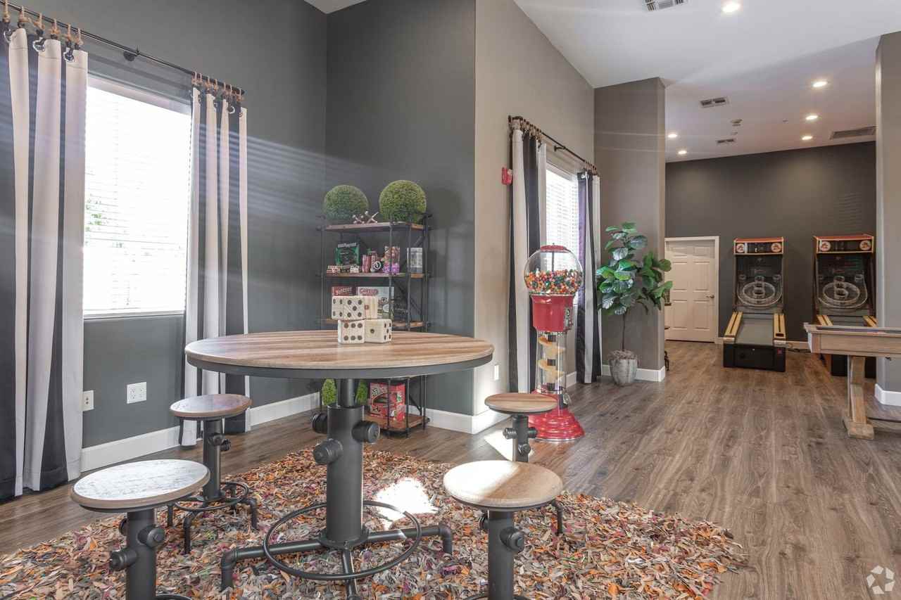 812-Crystal Springs - Photo 5 of 50