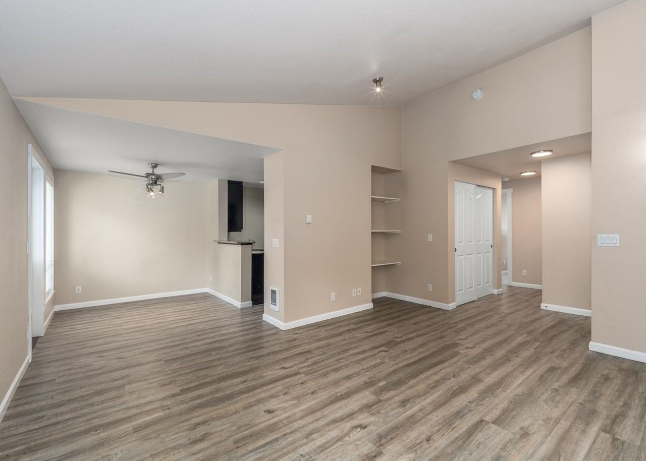 Harbor Pointe - Photo 6 of 17