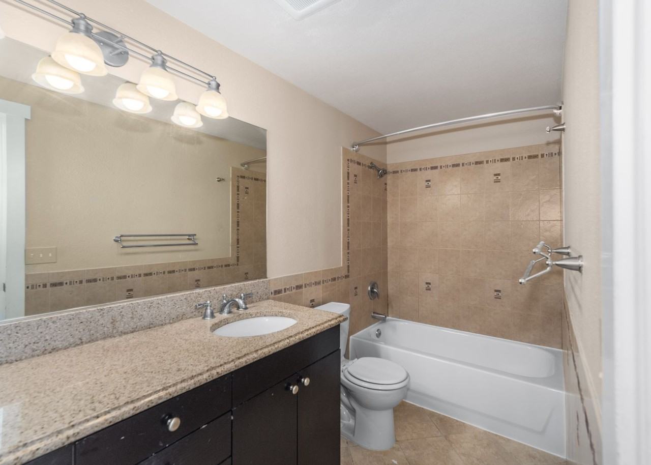 Harbor Pointe - Photo 7 of 17