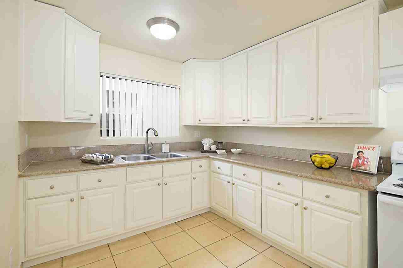 Eucalyptus Townhomes - Photo 4 of 25