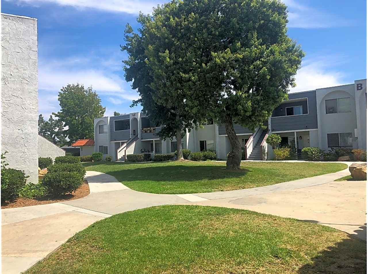 Oakleaf Apartments - Photo 5 of 12