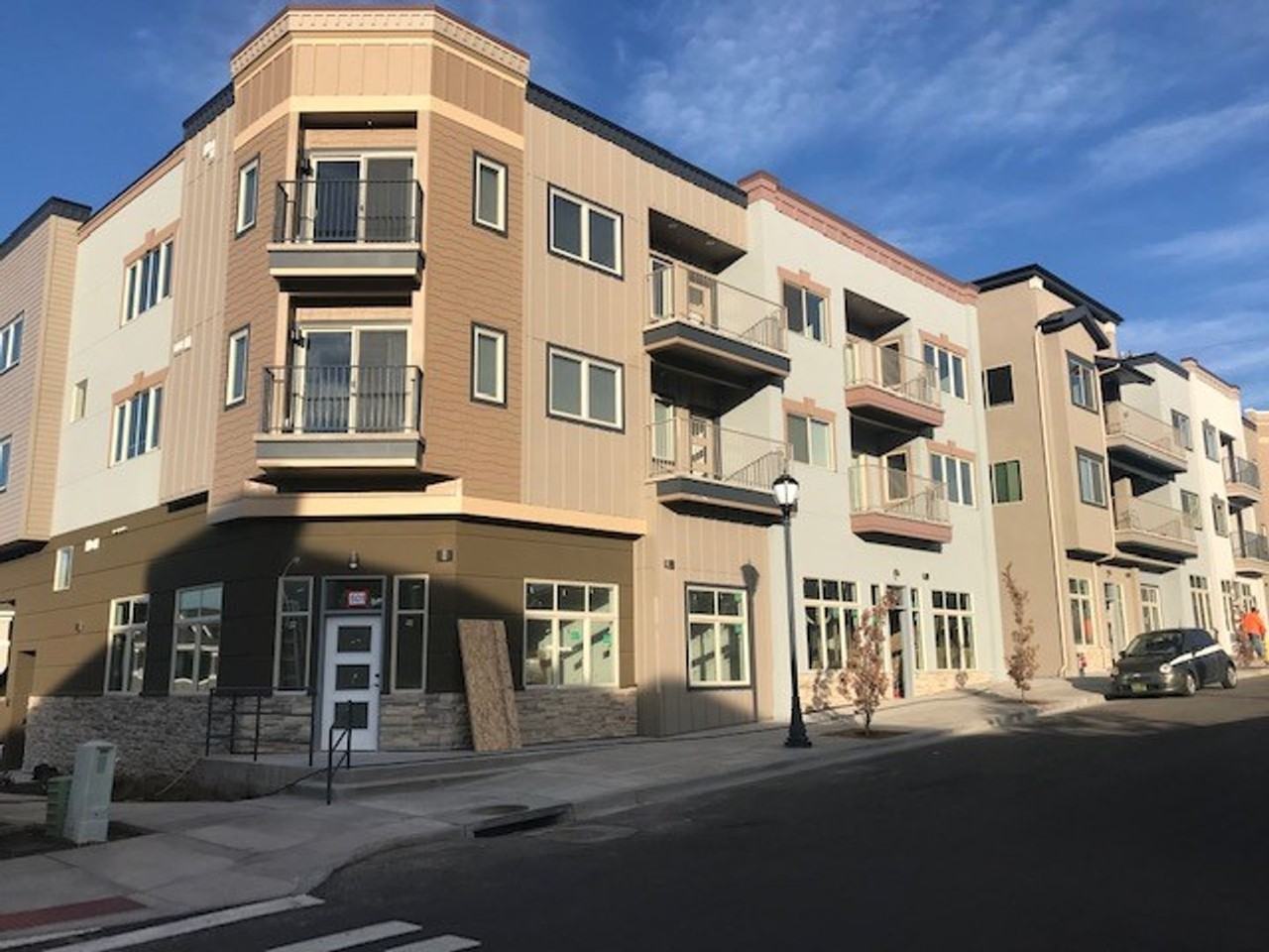 Meadowbrook Square Apartments - Photo 6 of 28