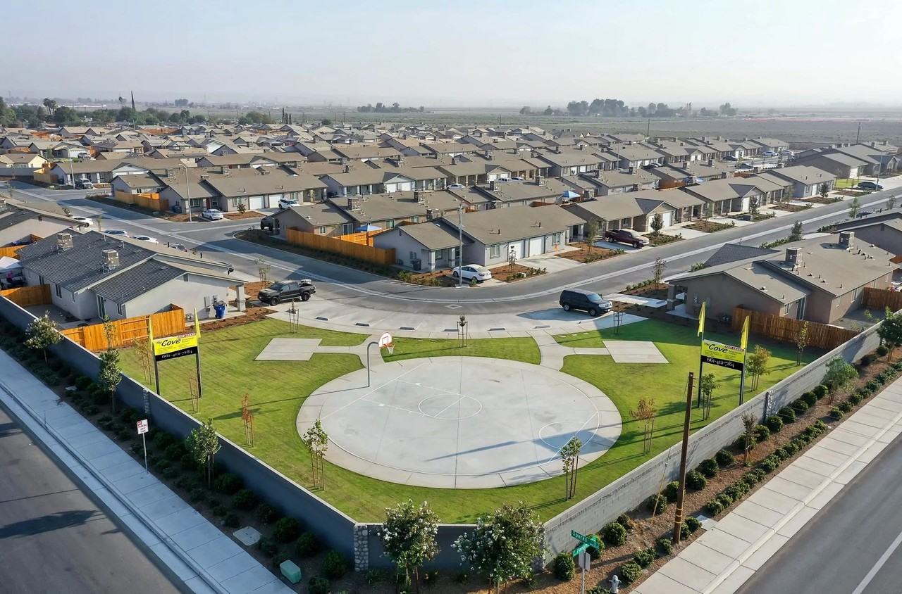 The Cove Apartments - Photo 5 of 38