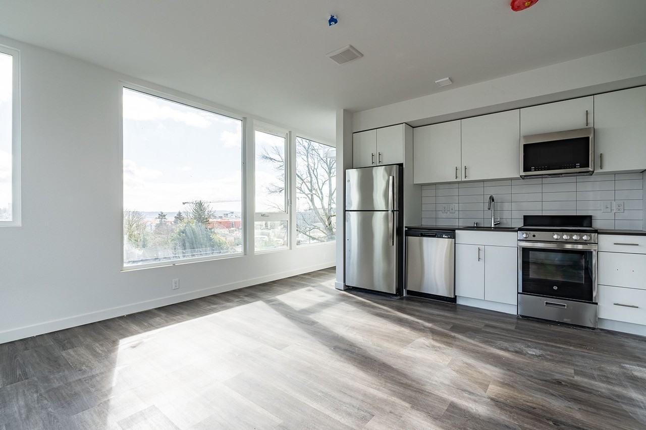 355 355 15th Ave - 305 MFTE - Photo 5 of 18