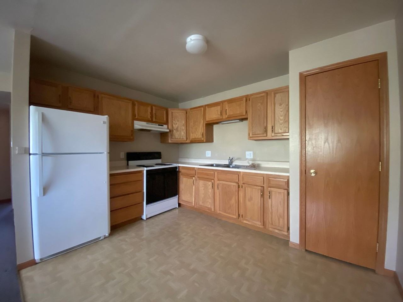 Hickory Hollow Apartments - Photo 2 of 21