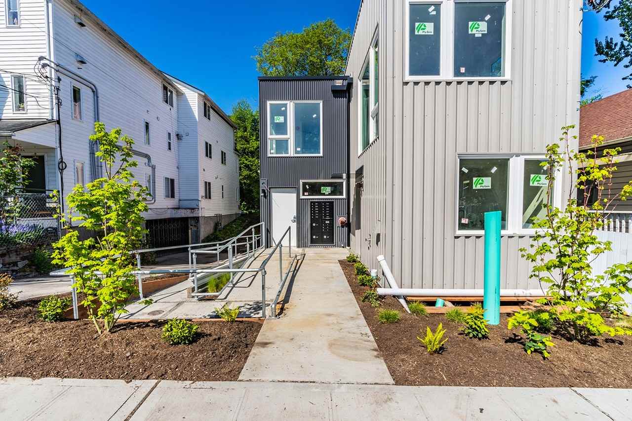 Beautiful Brand New Boutique Apartment Community - Photo 2 of 7