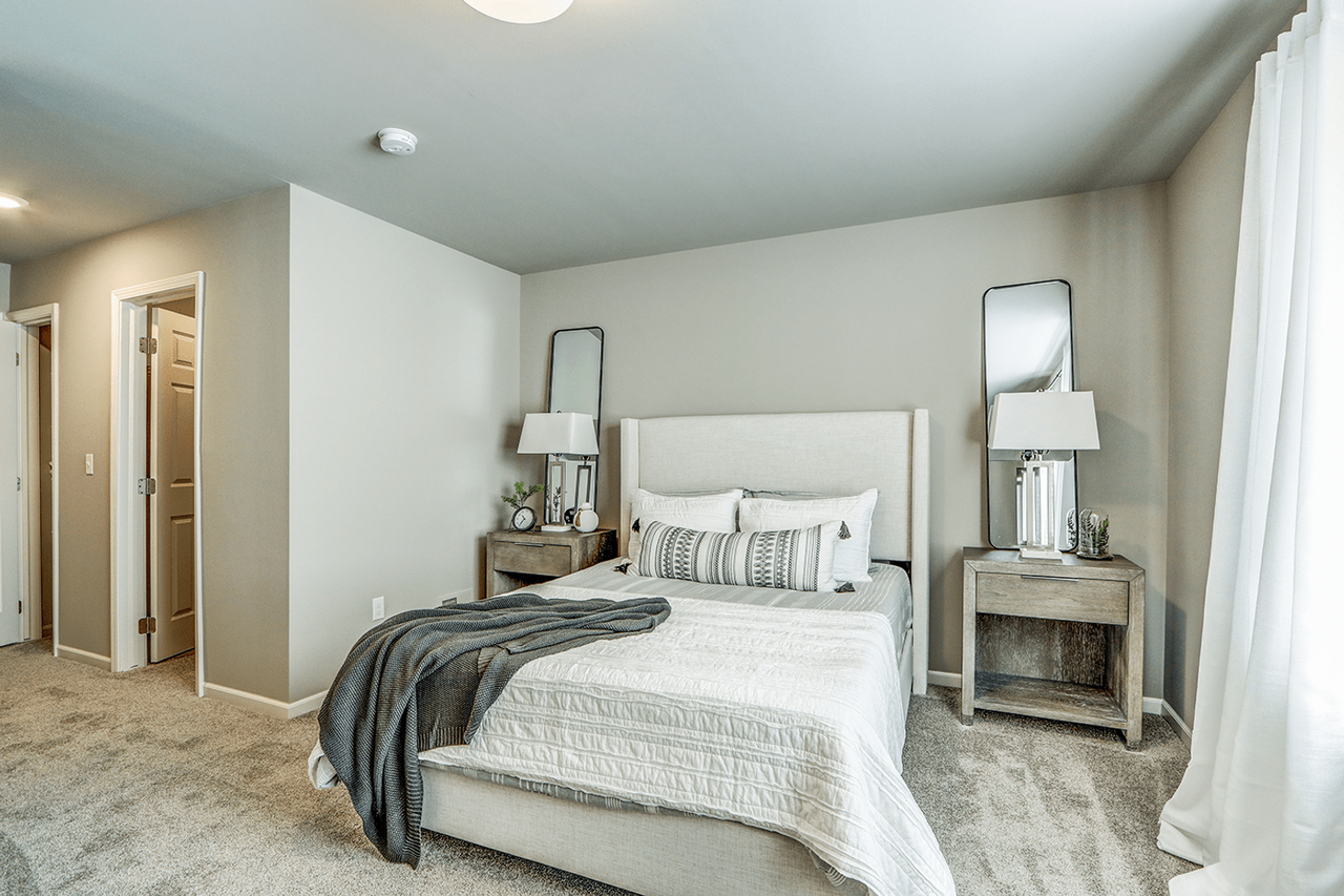 Newbury on the Green - Photo 7 of 50