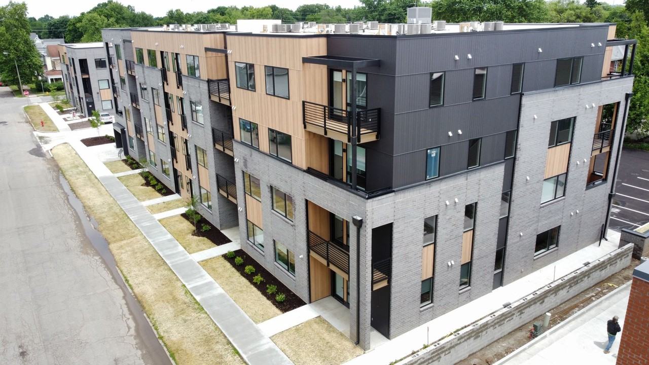 St. Barts Apartments - Photo 4 of 23