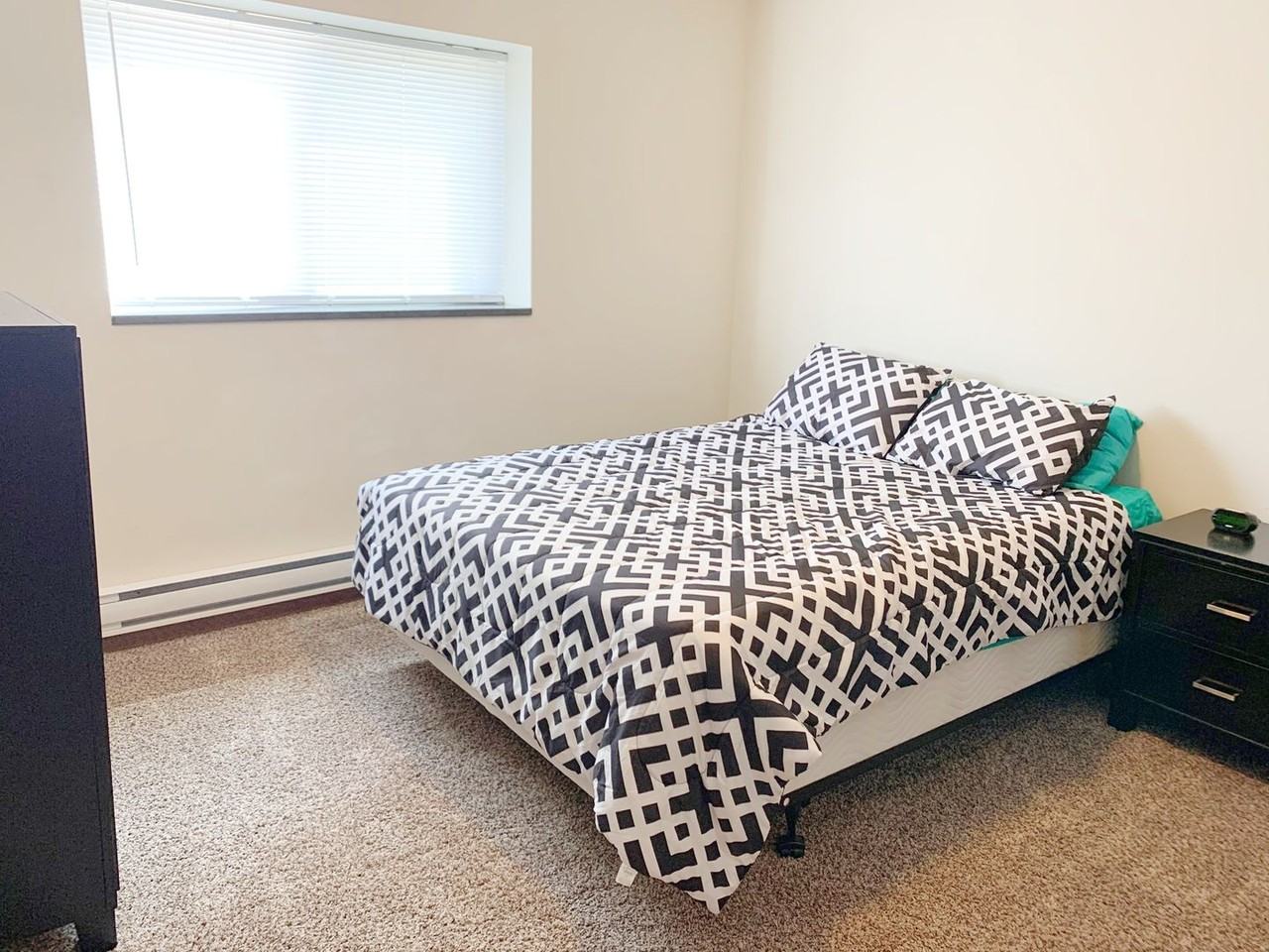 Madison Heights Building 3 - Photo 4 of 42