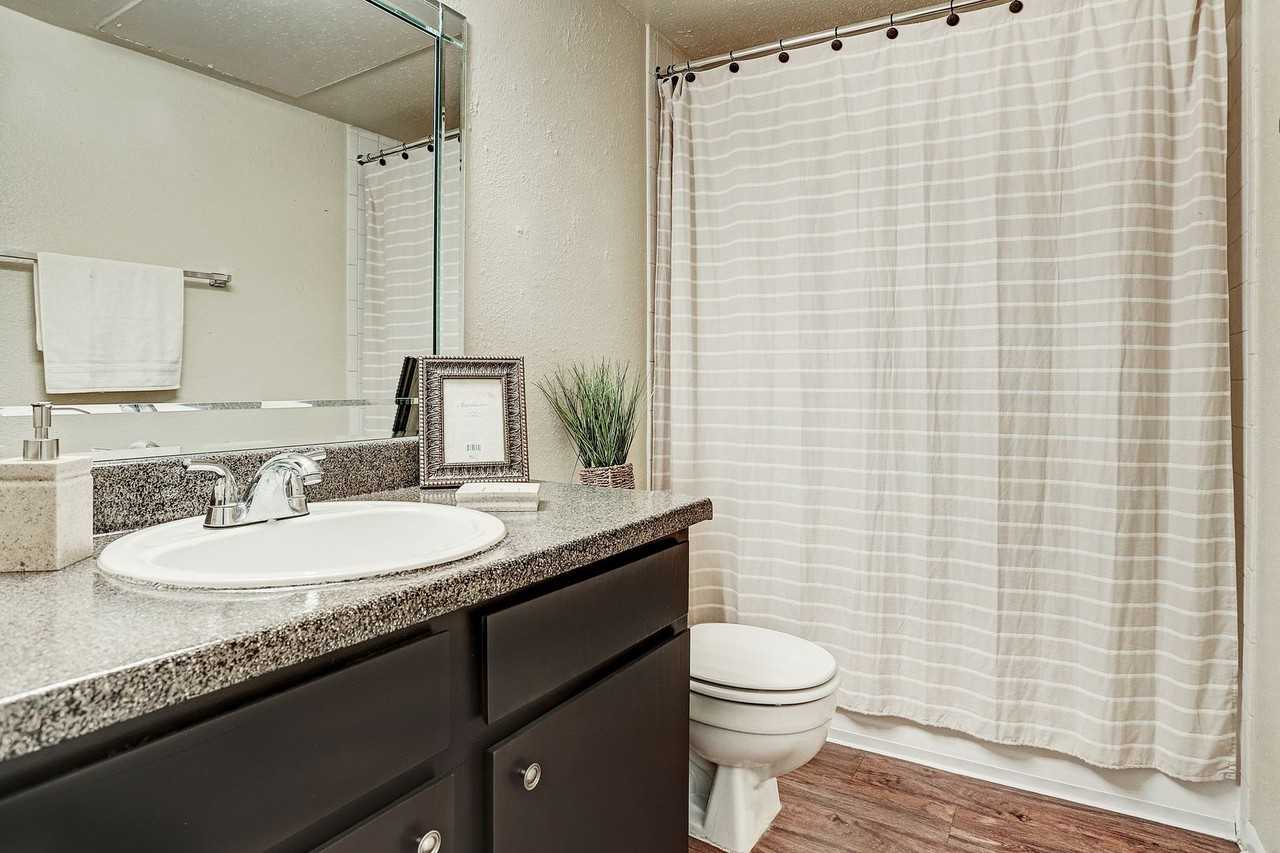 San Augustine Apartments - Photo 6 of 35