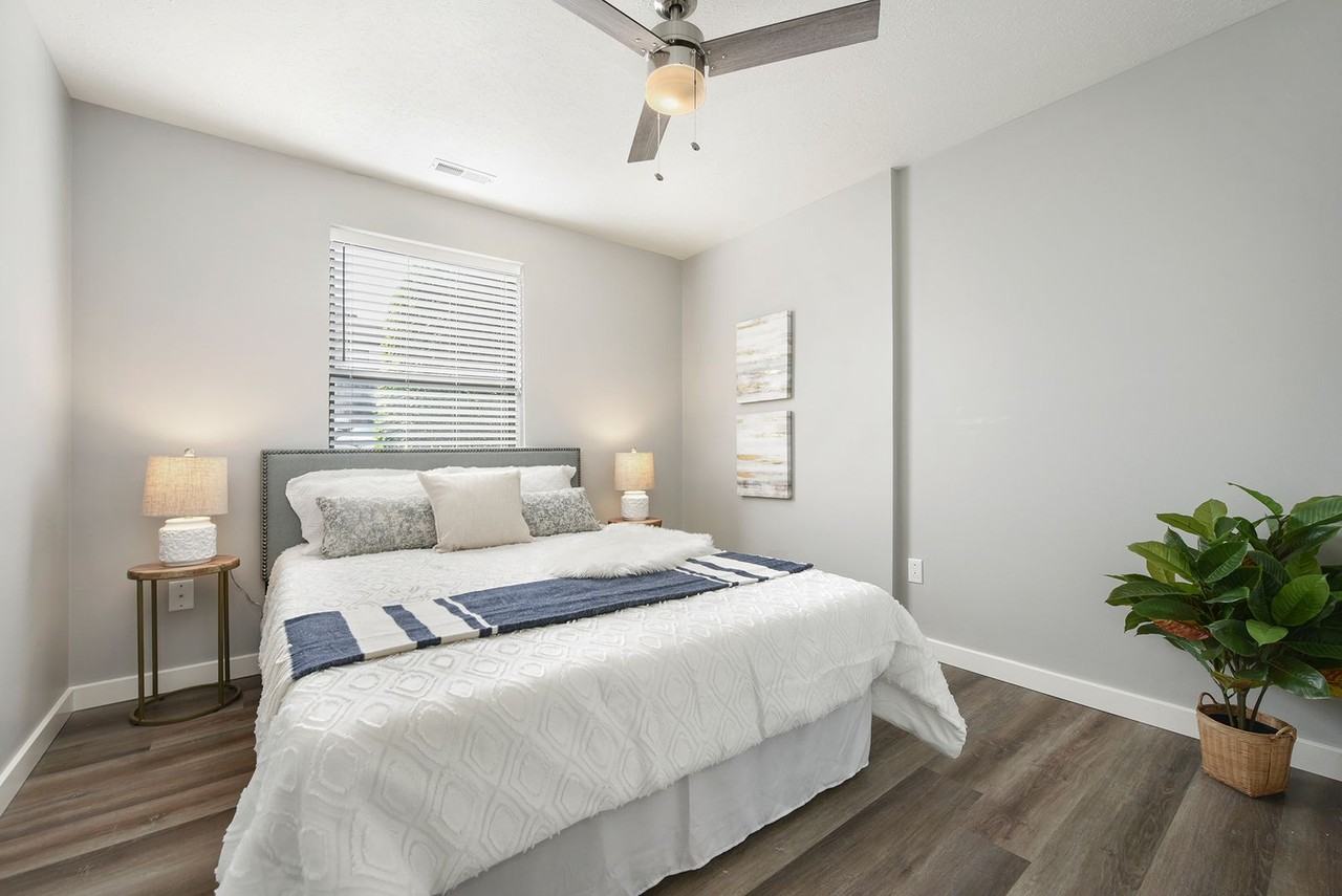 RedStone Place - Photo 7 of 49