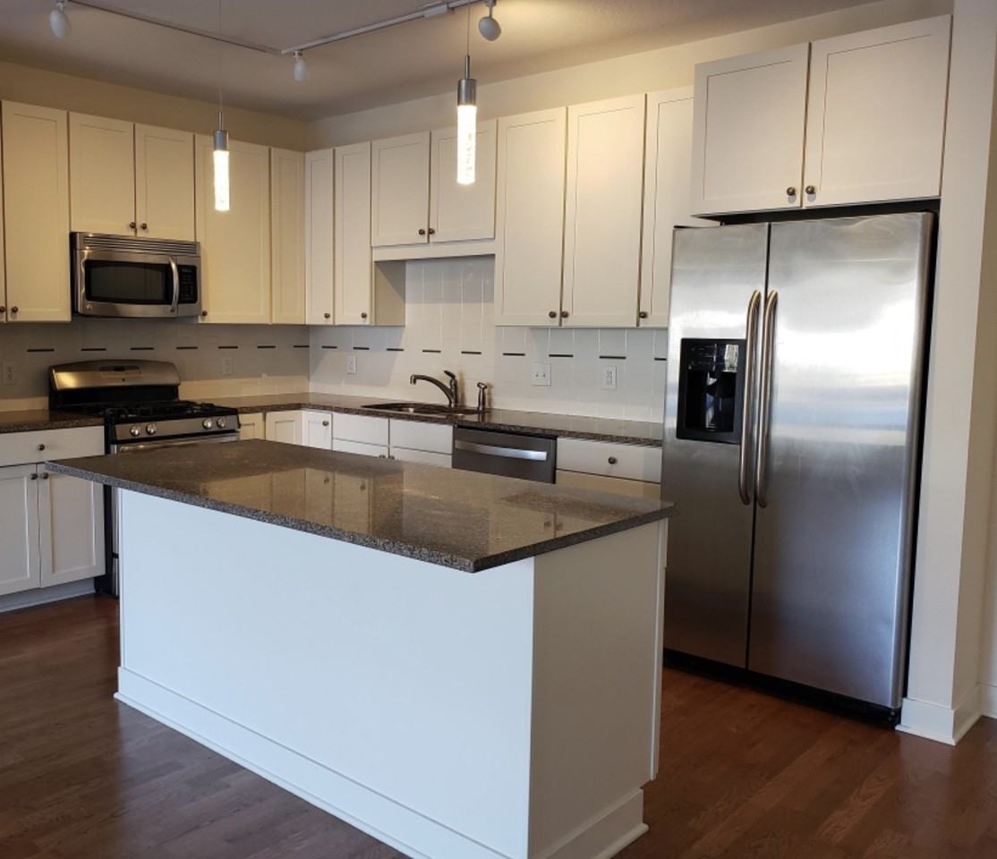 Gateway Edina Luxury Apartment Homes - Photo 7 of 50