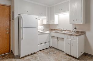 featured image of 166 Mccarrons Blvd N