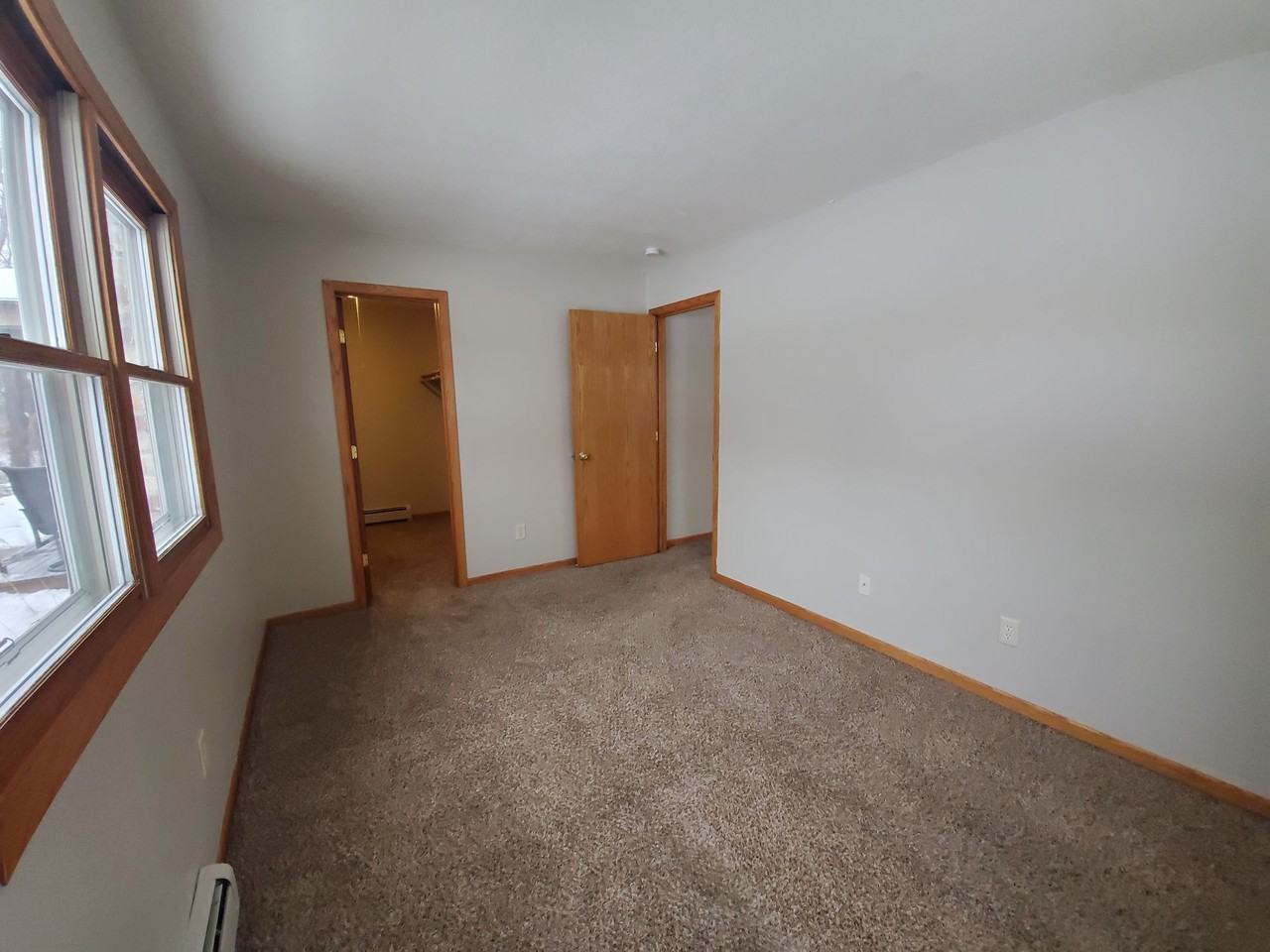 Charming Cottage Feel 1 & 2 Bedrooms! - Photo 4 of 38