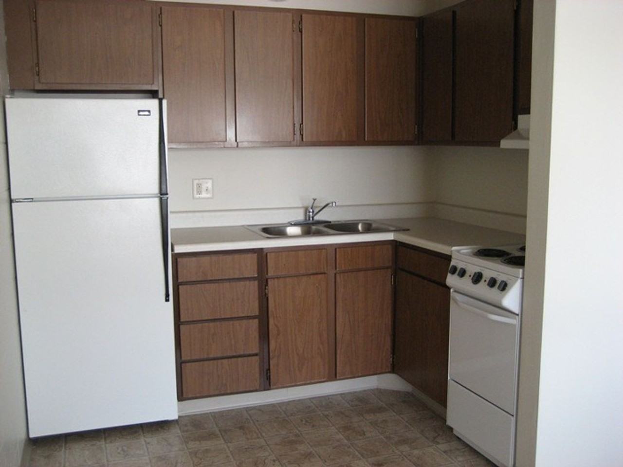 3807-40th St; 4013-39th Ave; 4017-39th Ave - Photo 5 of 8