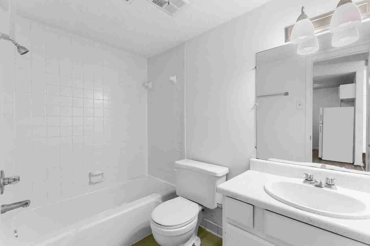 Cedar South - Photo 3 of 48