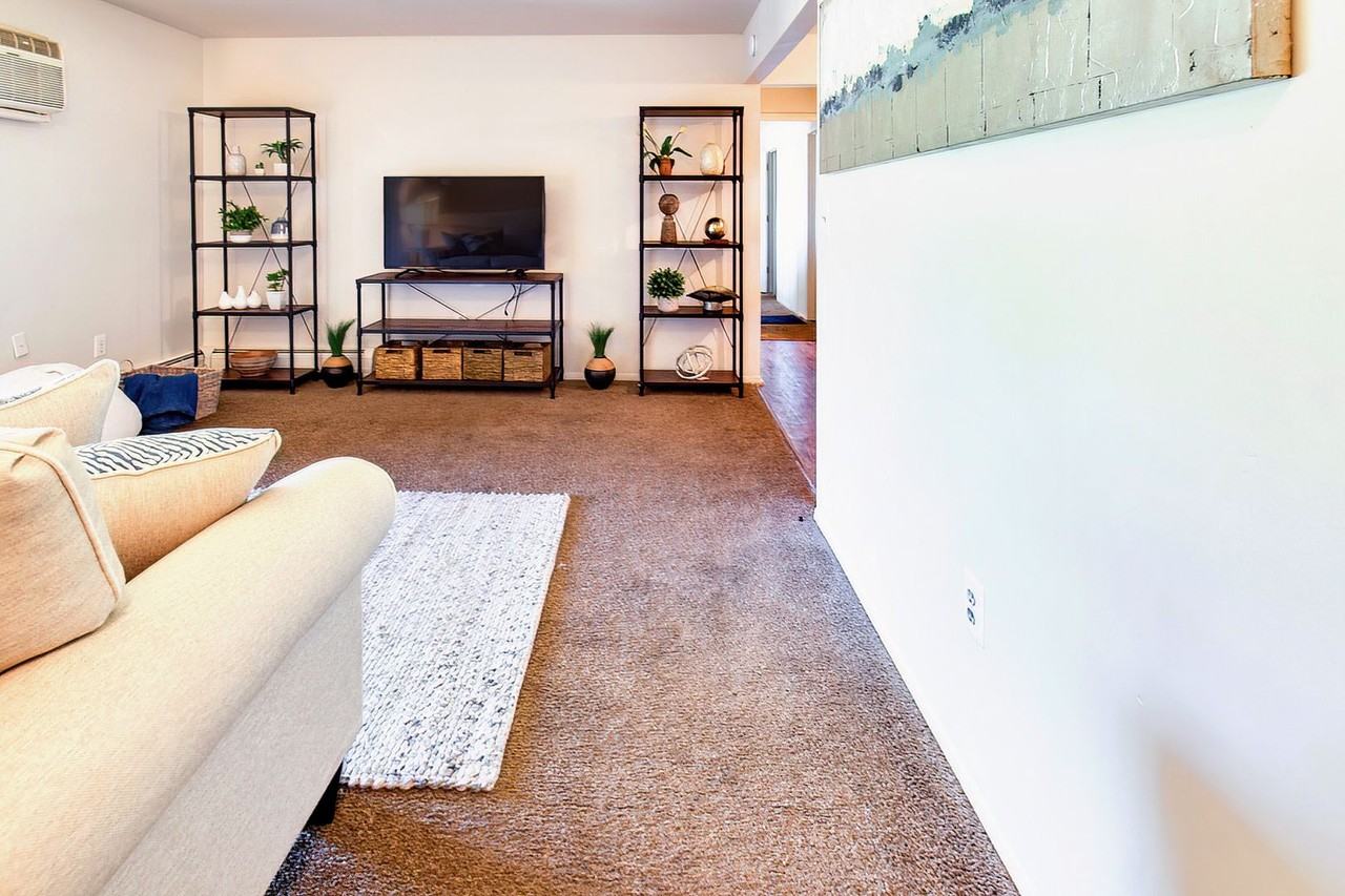 Perry Place Apartments LLC - Photo 6 of 24